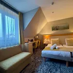 Logis Restaurant & Au Soleil Szálloda 3*