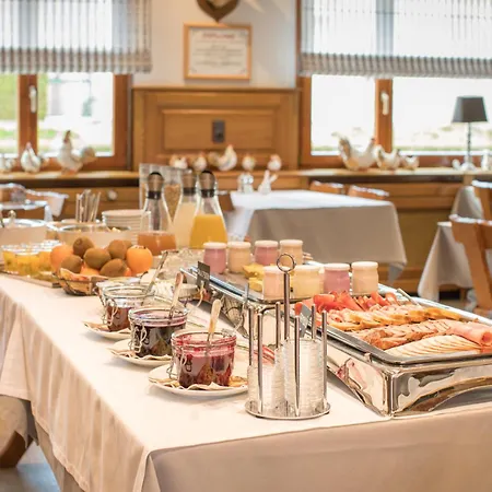 Logis Restaurant & Au Soleil Hotel 3*