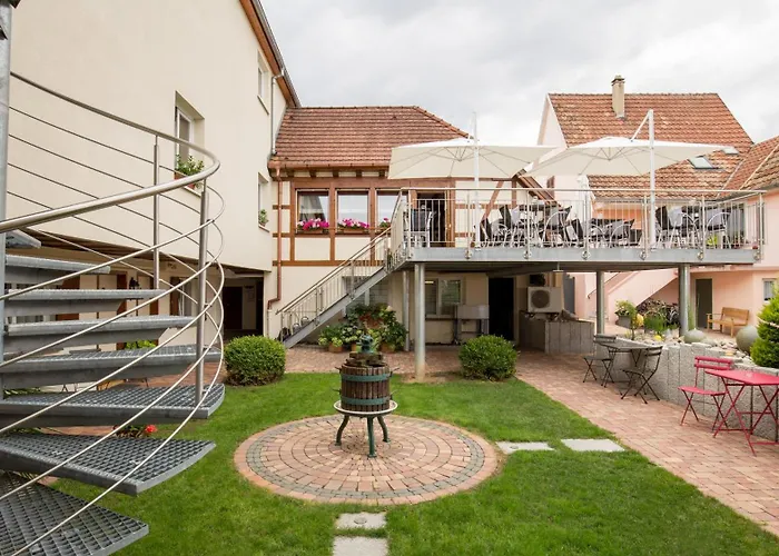 Ξενοδοχείο Logis Restaurant & Au Soleil 3*